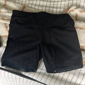 GoRuck women’s tight/biker shorts (size 8)
